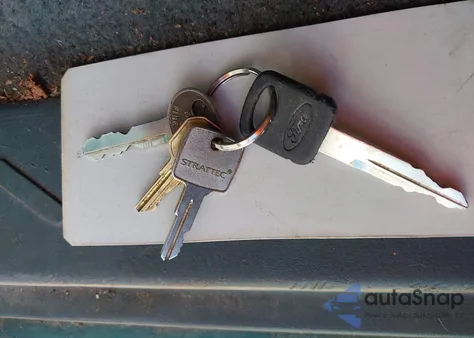 1997 Ford F-150 Lariat/Xl/Xlt z USA, uszkodzony, nr VIN 1FTDF0763VKA91576